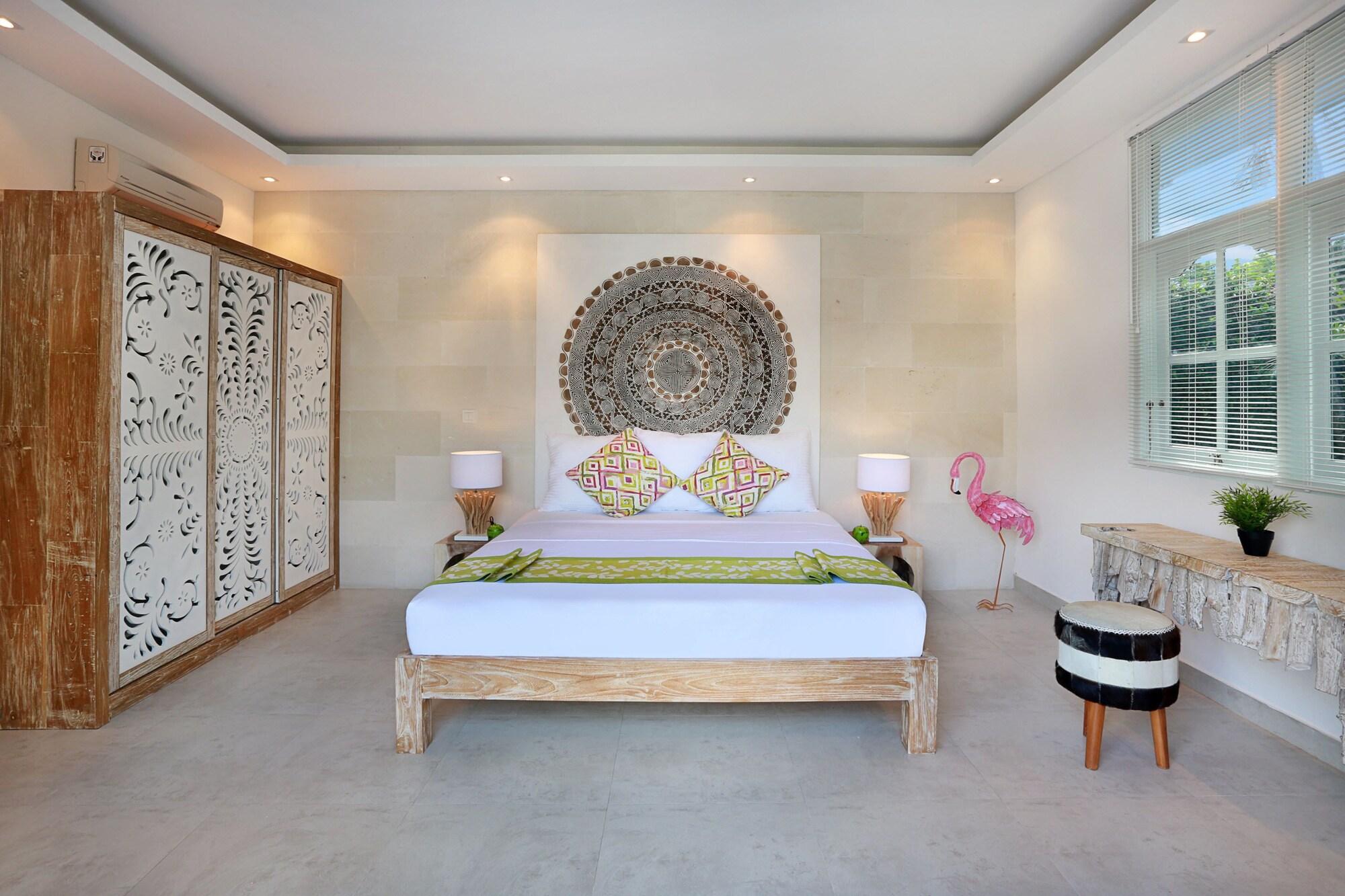 Seminyak White Design Villa Екстериор снимка