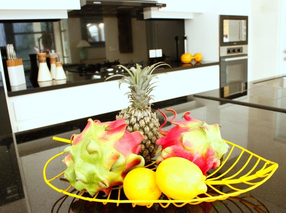 Seminyak White Design Villa Екстериор снимка