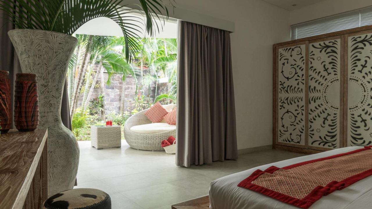 Seminyak White Design Villa Екстериор снимка