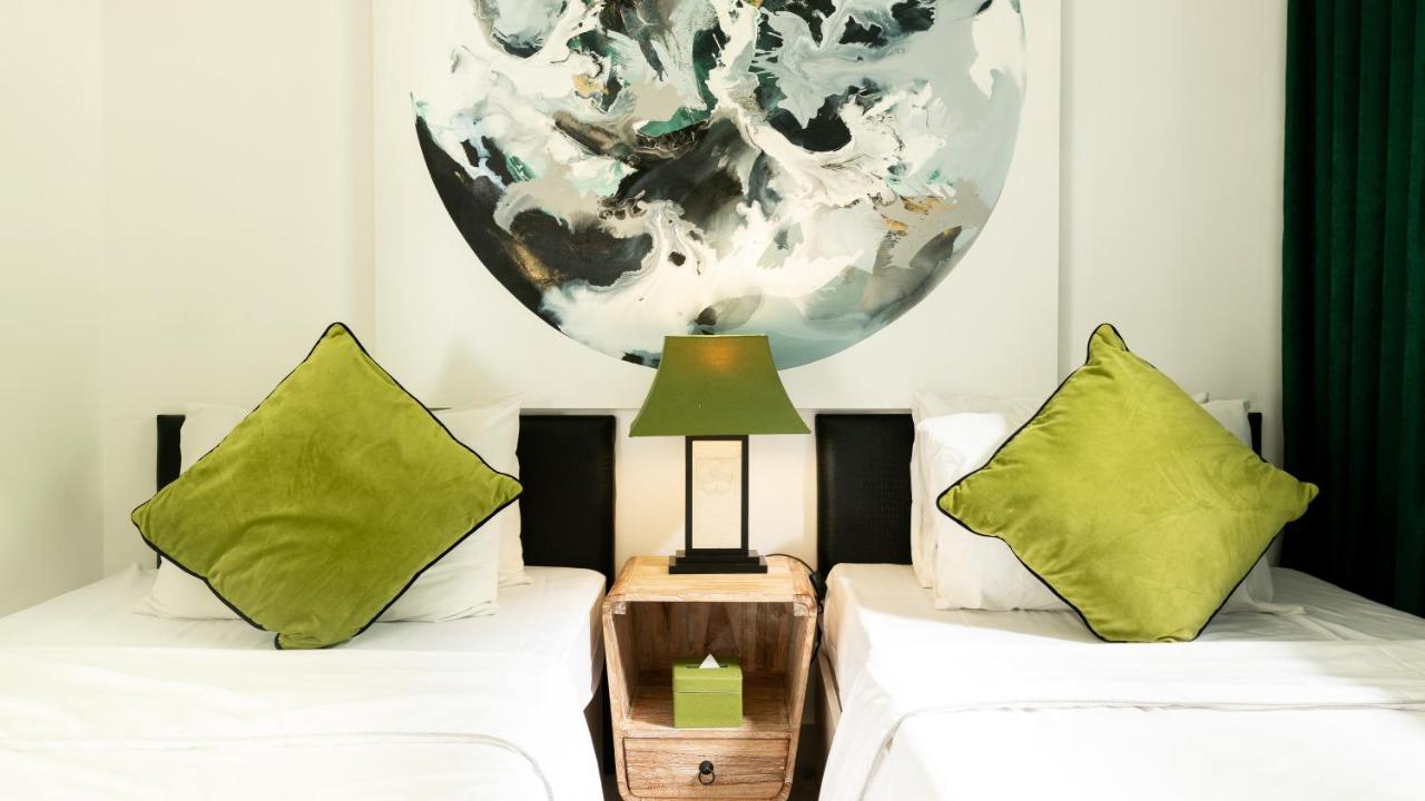 Seminyak White Design Villa Екстериор снимка