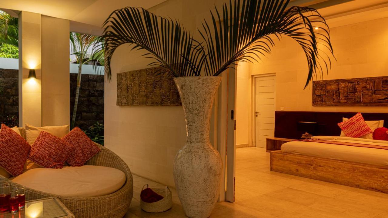 Seminyak White Design Villa Екстериор снимка